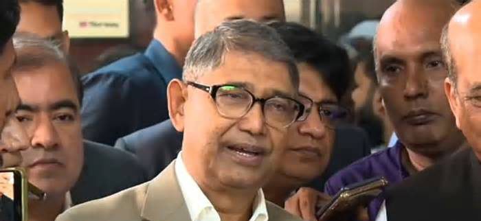 পাকিস্তানের আত্মসমর্পণের ভাস্কর্যের বদলে পানির ফোয়ারা? মন্ত্রী বললেন ‘সঠিক নয়’