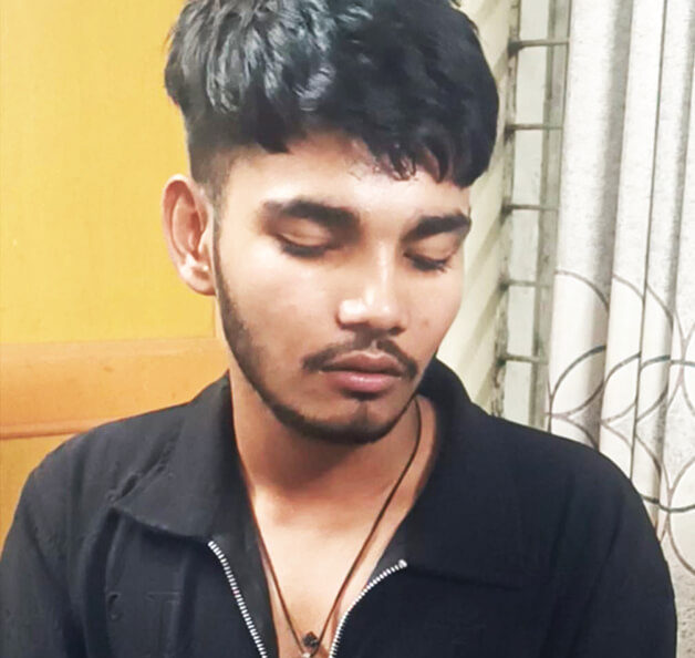 বিদেশ থেকে ভাইয়ের পাঠানো টাকা অনলাইন জুয়ায় হারিয়ে ছিনতাই নাটক সাজালো যুবক