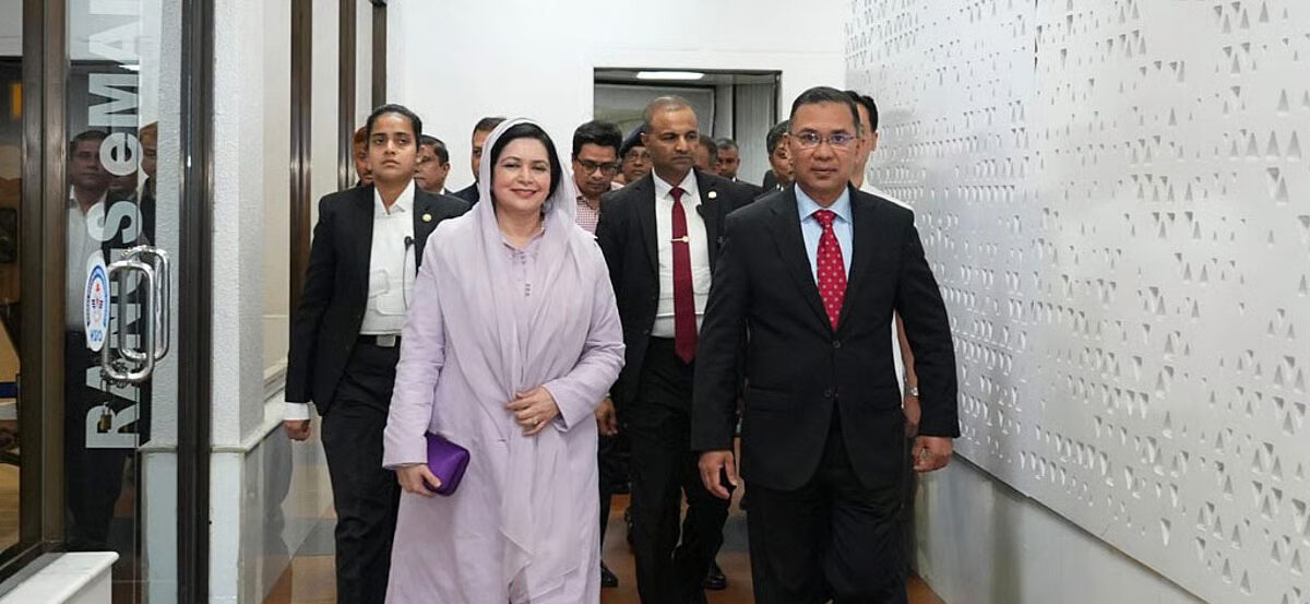 জাপান থেকে দেশে ফিরেছেন প্রধানমন্ত্রী