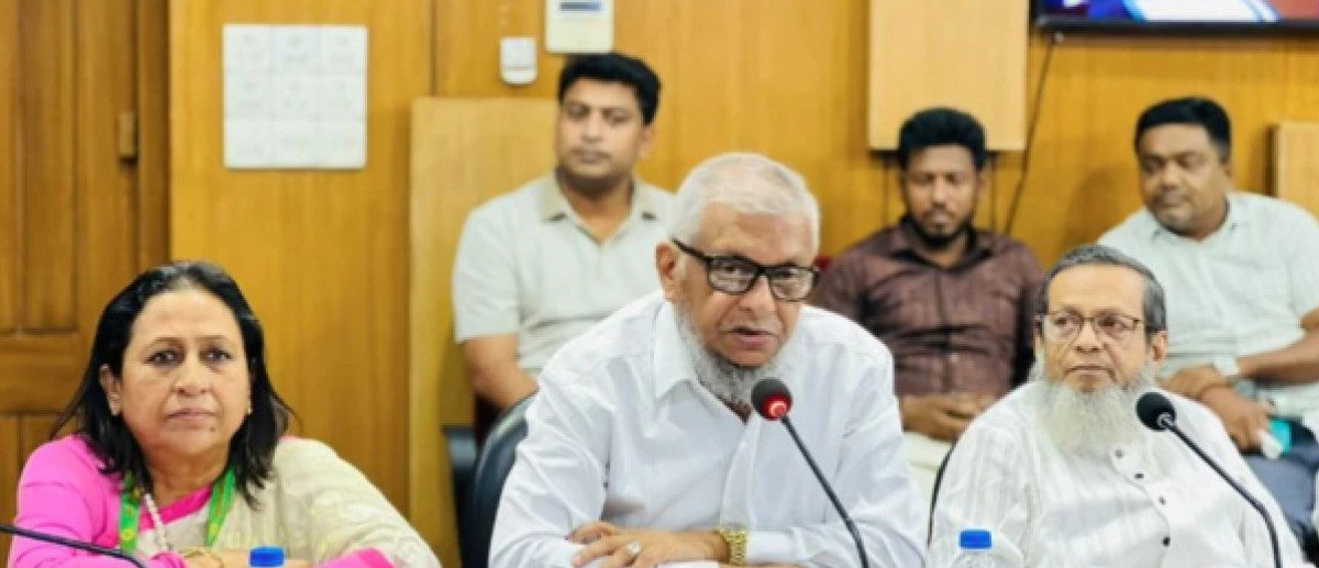 সৌদিতে হামলায় ক্ষতিগ্রস্ত প্রবাসীদের সার্বক্ষণিক খোঁজ রাখা হচ্ছে : প্রবাসী কল্যাণমন্ত্রী