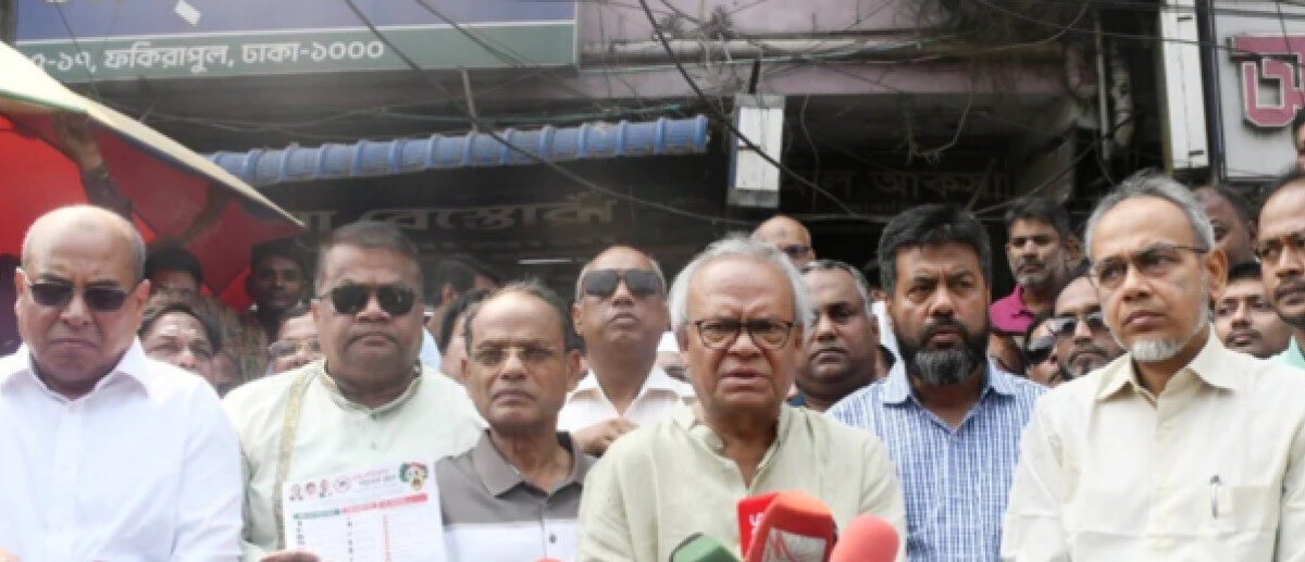 ডেঙ্গু প্রতিরোধে সবাইকে এগিয়ে আসার আহ্বান রুহুল কবির রিজভীর