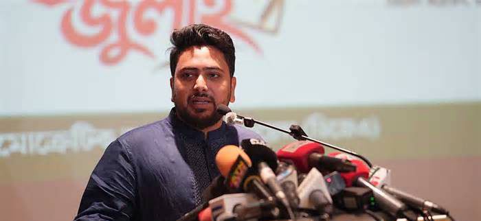 এই লড়াই আপনাদের একার না, ঢাকা থেকে পাশে আছি: নাহিদ