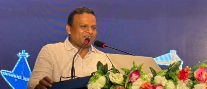 দেশের বন্দর ব্যবস্থাপনাকে অনন্য উচ্চতায় নেওয়া হবে : নৌ প্রতিমন্ত্রী