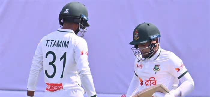 মুশফিক-শান্তর ব্যাটে বড় হচ্ছে বাংলাদেশের লিড