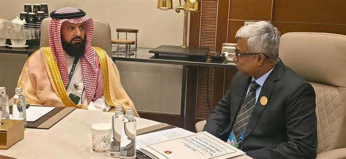কাতারের সঙ্গে নতুন এলএনজি চুক্তির আলোচনা, বিনিয়োগে আগ্রহ সৌদি কোম্পানির