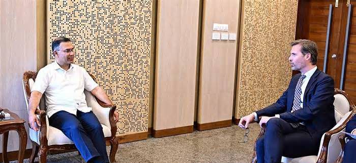 প্রধানমন্ত্রীর সঙ্গে বৈঠক: তিস্তা প্রকল্পের সমীক্ষায় সহায়তা করতে চায় নেদারল্যান্ডস