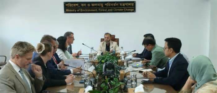 সৌরবিদ্যুৎ, দূষণ নিয়ন্ত্রণ ও বৃক্ষরোপণে গুরুত্ব দিচ্ছে সরকার : পরিবেশ প্রতিমন্ত্রী