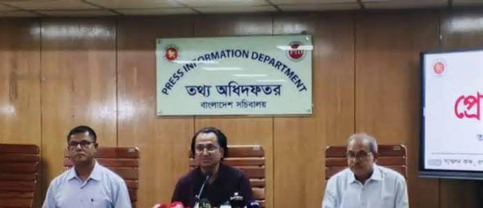 প্রধানমন্ত্রী দেশে ফেরার পর আইজিপির বিষয়ে সিদ্ধান্ত : তথ্য উপদেষ্টা