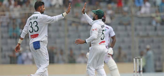 নাঈমের ঘূর্ণিতে লিড পেল বাংলাদেশ