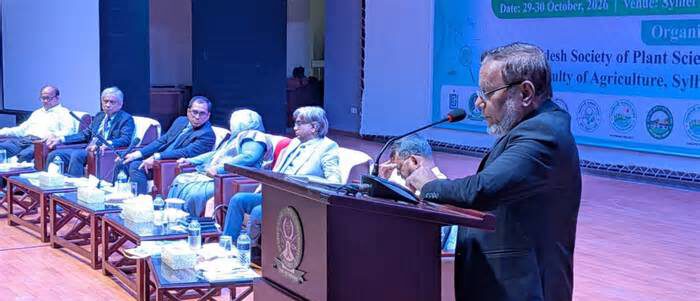 সোরিয়াসিস ছোঁয়াচে রোগ নয়, চিকিৎসার মাধ্যমে নিয়ন্ত্রণে রাখা সম্ভব
